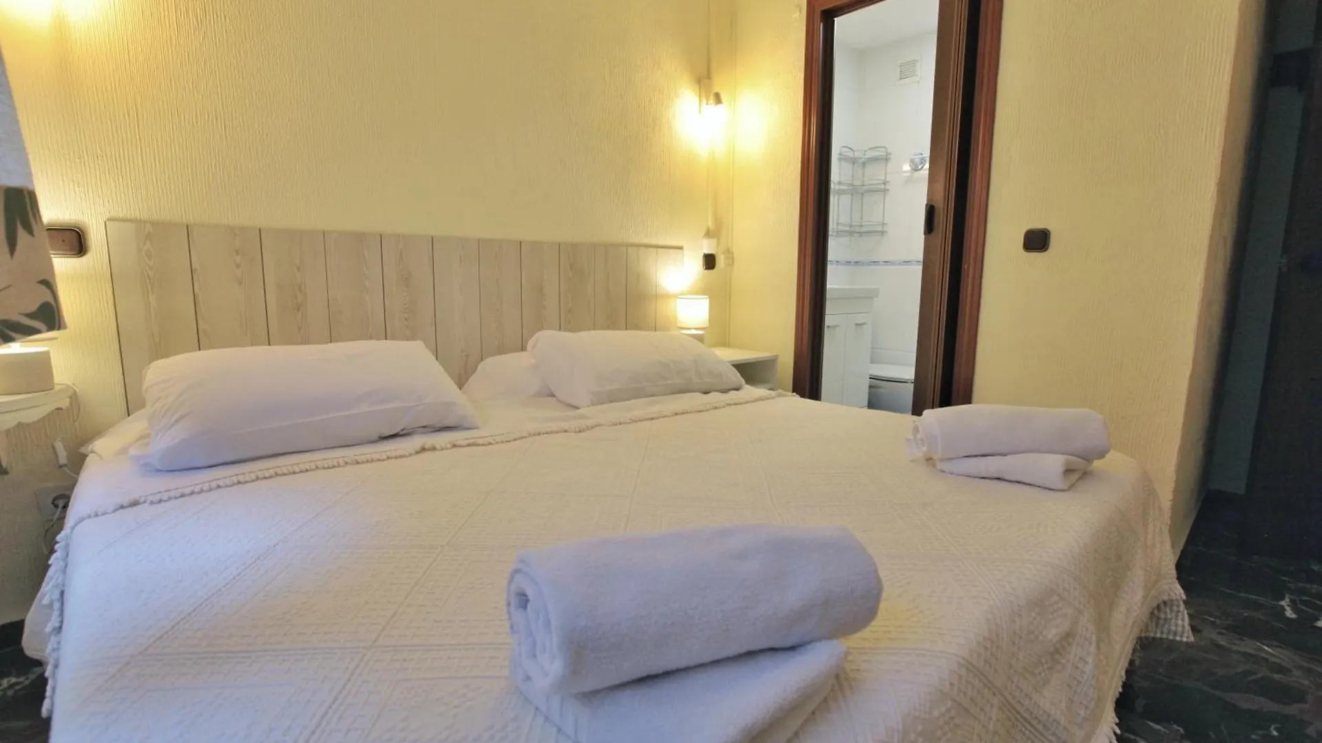 Wavefront Retreat By Gms Apartamentos Fuengirola Spain